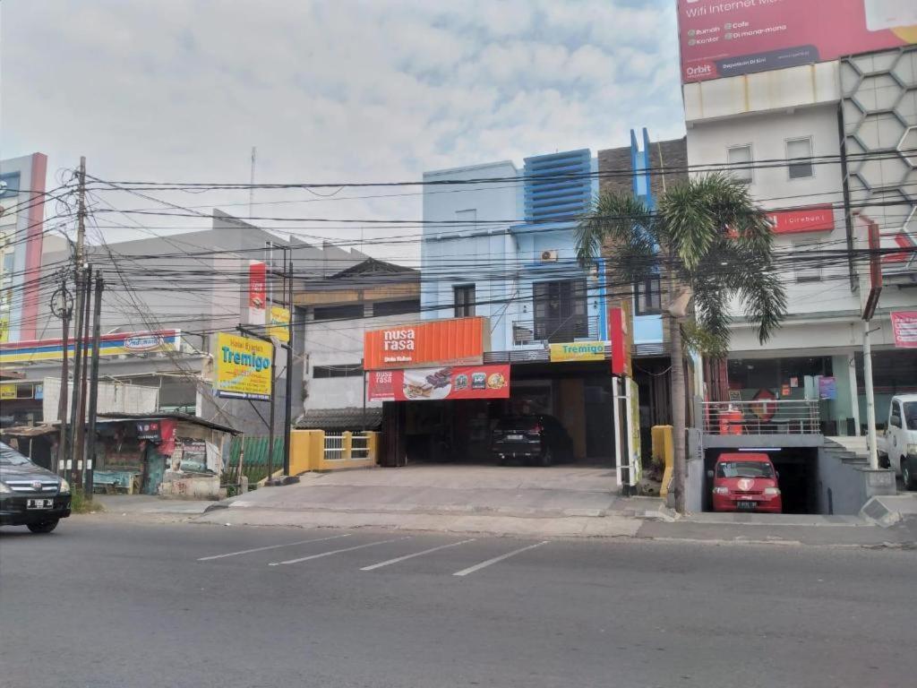 Hotel Syariah Tremigo Guesthouse Cirebon Exteriér fotografie